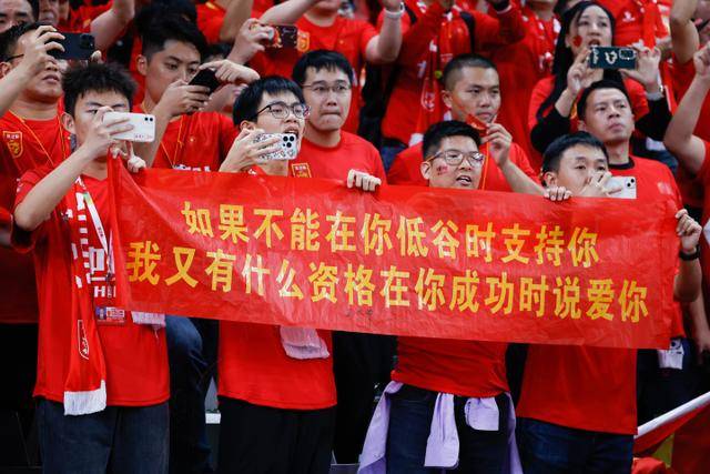 塔图姆37分绿军力克活塞3连胜 雷霆大胜公牛