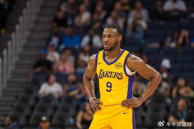 媒体人：青岛队报价王俊杰 筹码是范汇鎏加钱