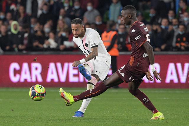 库卢本赛季创造机会33次&进攻三区夺得球权16次